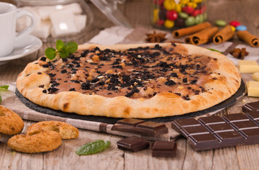 Pizza chocolate cookie. 