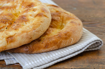 Ramadan Pita ( Turkish; Ramazan Pidesi )
