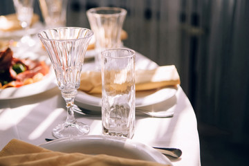beauty crystal glasses on the banquet table