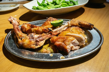 徳島名物 骨付き鳥もも肉 阿波尾鶏
