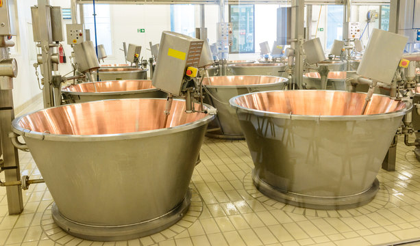 Caldaie per caglio in caseificio
