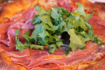 Delicious prosciutto pizza in LA
