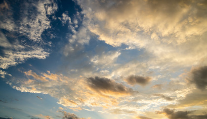 Obraz premium white fluffy clouds in the blue sky