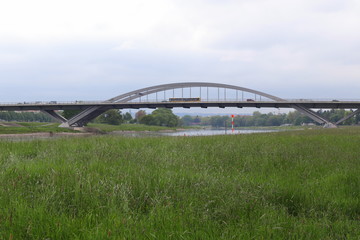 Brückenbauwerk in Dresden