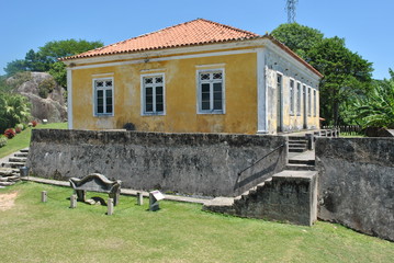fortaleza de anhtomirim - sc