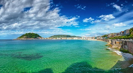 Foto op Plexiglas View on the beach of San Sebastian, Spain © Horváth Botond