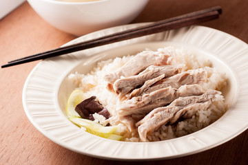 steam chiken with rice