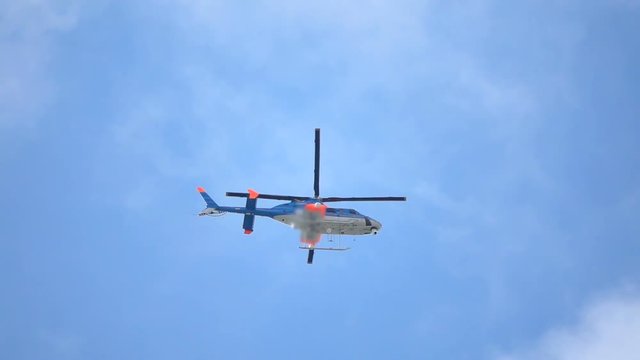 ヘリコプター　イメージ　スーパースローモーション　8倍速　240fps