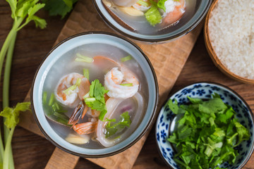 Nutritious and delicious seafood porridge，Rice shrimp scallop porridge