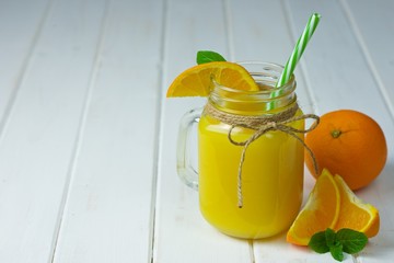 Frisch gepresster Orangensaft