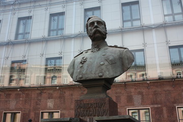 Fototapeta premium bust of Emperor Alexander in St. Petersburg 