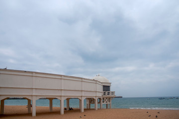 Fototapeta premium hermosa vista de la caleta de Cádiz, Andalucía