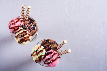 Ice creeam in sundae