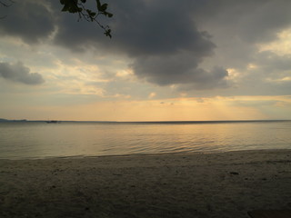 Atardecer en el mar