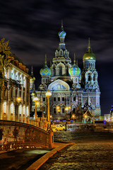 Fototapeta na wymiar Church of the Savior on Blood in St. Petersburg