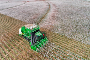 D Cotton Combine Front Above close