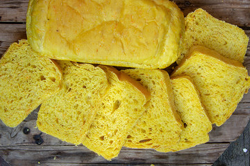 homemade bread with carrots and turmeric