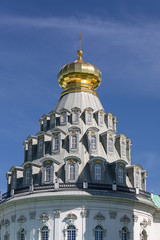 Fototapeta na wymiar Domes of the resurrection Cathedral of the new Jerusalem monastery in Istra, Moscow region (2019)