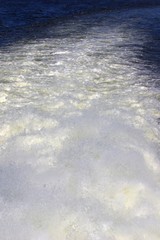 Fahrwasser eines Schiffes