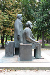 Fototapeta premium statues at marx-engels-forum in berlin (germany) 