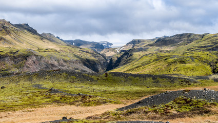 Fototapeta premium Icelandic landscape. View of mountains on a gloomy day.