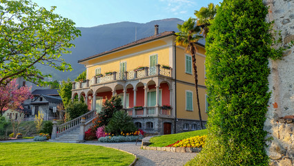Fototapeta na wymiar Villa am Lago Maggiore bei Locarno Schweiz Lago Maggiore bei Locarno Schweiz