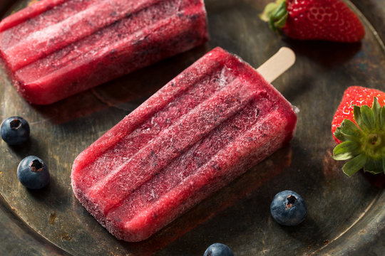 Homemade Frozen Kombucha Berry Popsicles