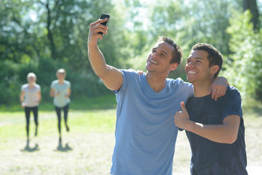 sports people doing a selfie