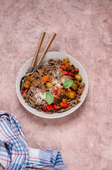 Buckwheat noodles with vegetables