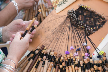 Beutiful bobbin lace making