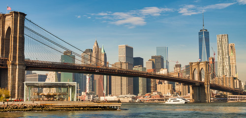 Brooklyn Bridge and Lower Manhattan skyline in autumn