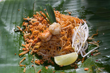 Pud Thai (ผัดไท) / Thai Food