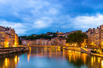 Les quais de la Saône le soir, Rhône, France