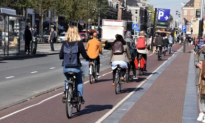 Foto op Plexiglas amsterdam...transport vert © rachid amrous