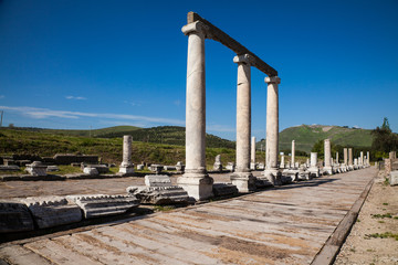 Asklepion Temple and amphitheater in Pergamon izmir Türkiye  - obrazy, fototapety, plakaty