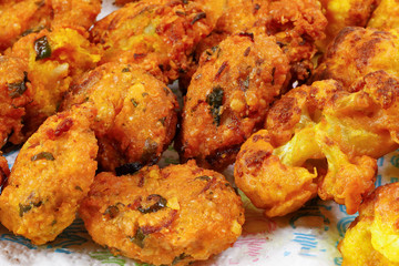 Piaju pakora pakoda pakodi fakkura bhajiya bhajji ponako onion lentil fitter chop snack fried food