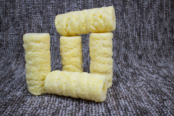 Roller corn snack, snack from corn product