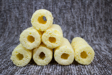 Roller corn snack, snack from corn product