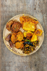 iftar set Piaju pakora beguni black chickpeas ghugni potato chop dates snack fried food