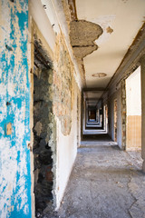 Fototapeta na wymiar Hallway in the abandoned building