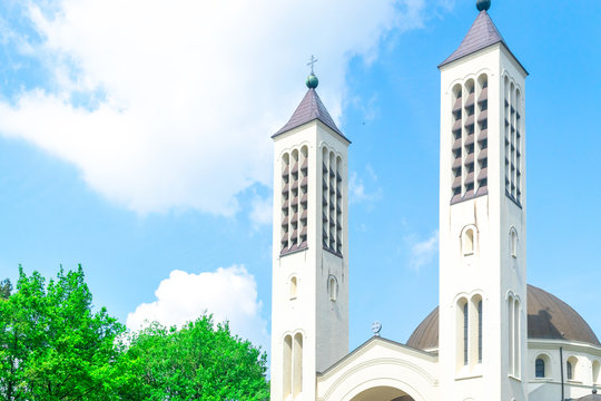 Cenakel church in Heilig Landstichting