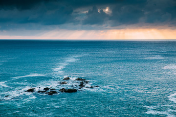 Obraz premium Beautiful cornish coastline in Newquay, United Kingdom