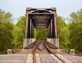 rural railroad trellis