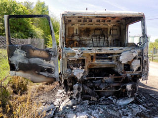 Fototapeta na wymiar Burned out truck