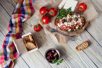 Crackers with tomatoes and feta cheese
