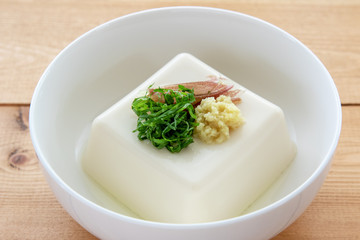 冷奴の茗荷と生姜と青じその薬味