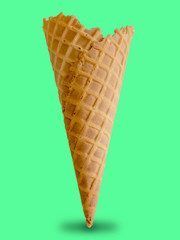 Ice cream cone green - with paths - casquinha de sorvete