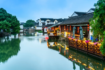 Obraz premium Beautiful Night View of Tongli Ancient Town, Jiangsu Province