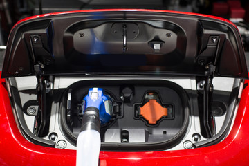 Power supply connect to electric vehicle