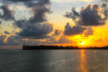 Fototapeta premium Sunset Sky on tropical beach in Phuket ,Thailand.